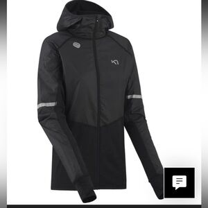 Kari Traa
Julie Hood - Women's light weight running jacket size large